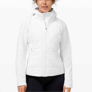 Lululemon ✨EUC✨White✨Another Mile✨Hooded Down Puffer Jacket